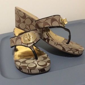 Women’s Coach slightly used sandals, size 9